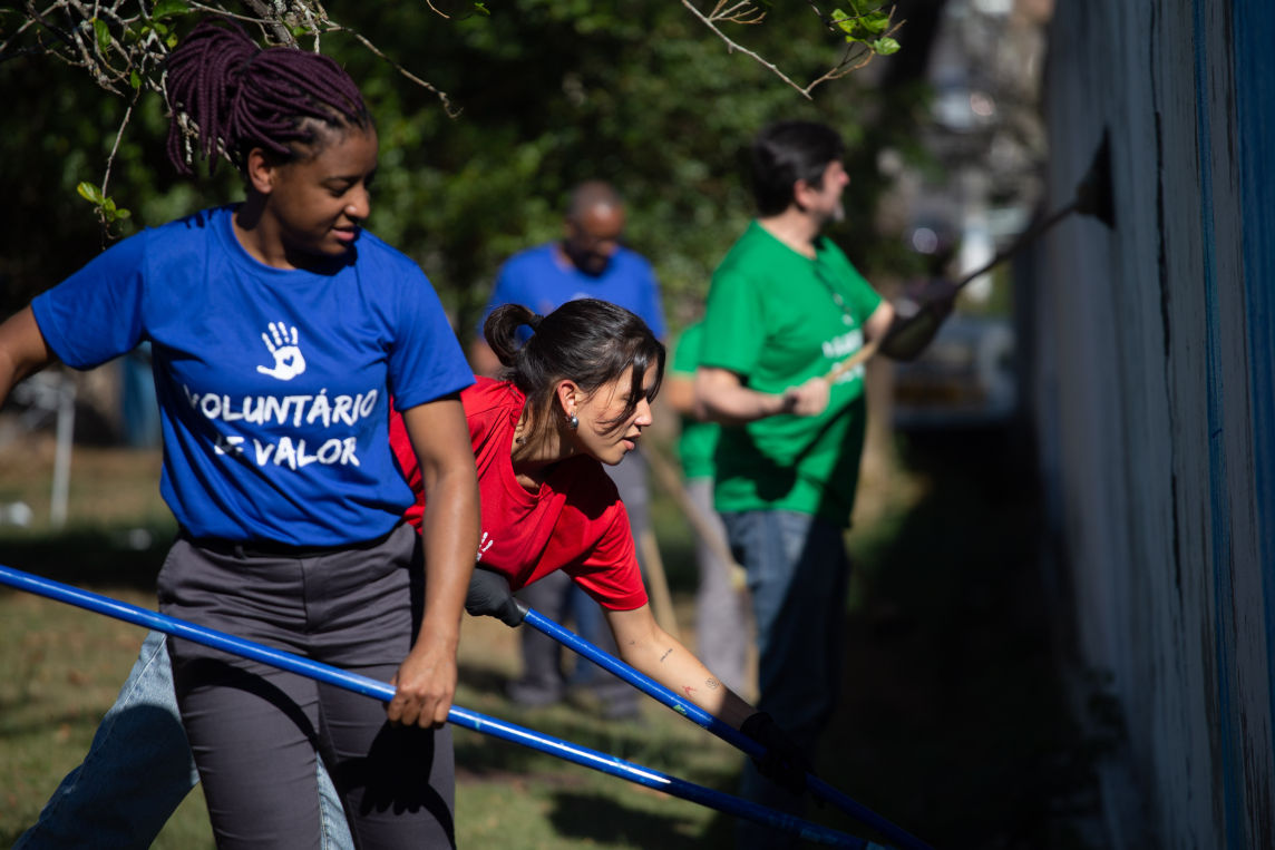 Living aid in local communities