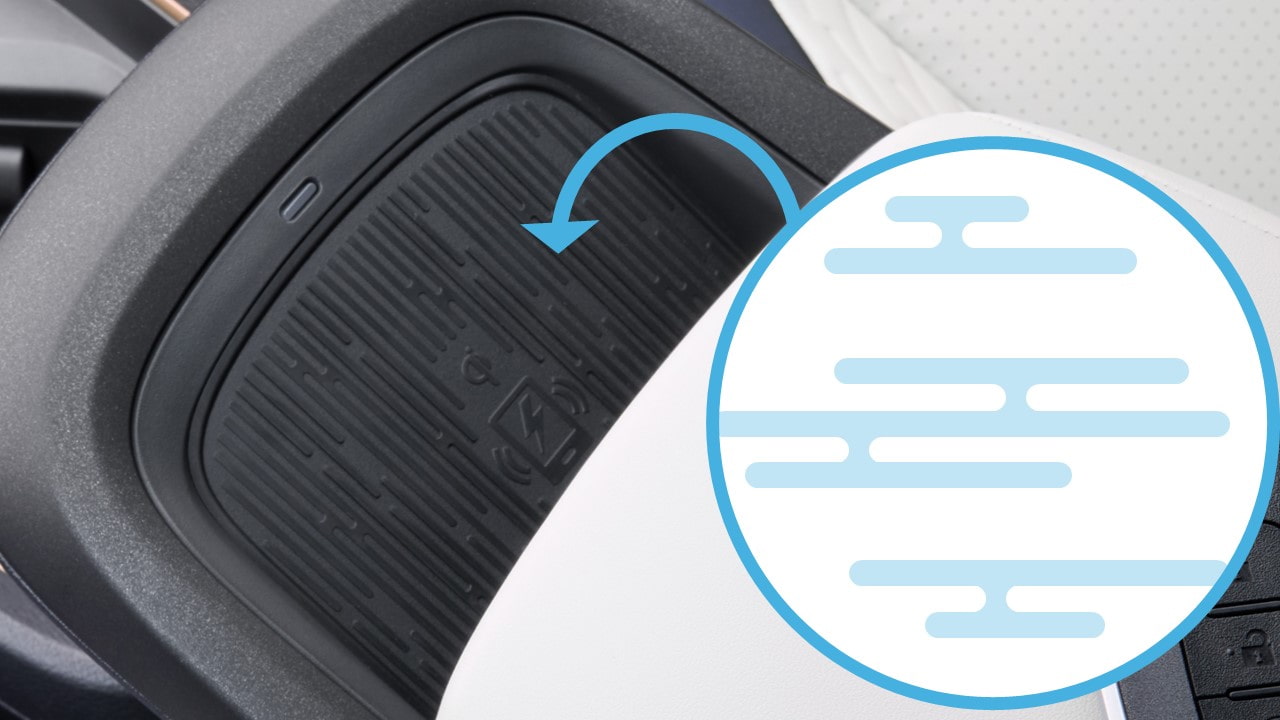 A traditional Japanese motif of clouds called kasumi monyo