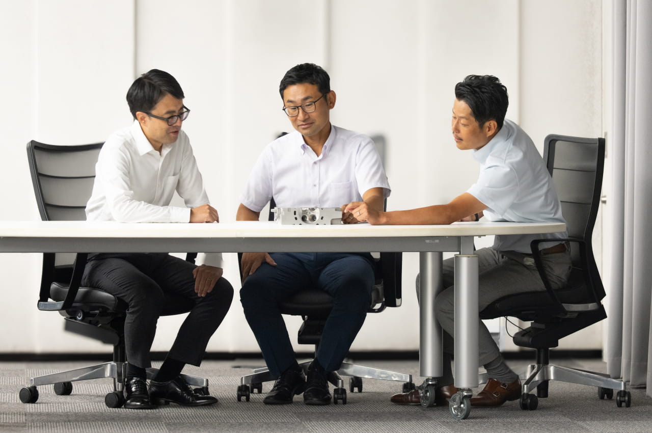 Norihiko Tagishi, Akihiro Shikata and Naohiro Yoshida