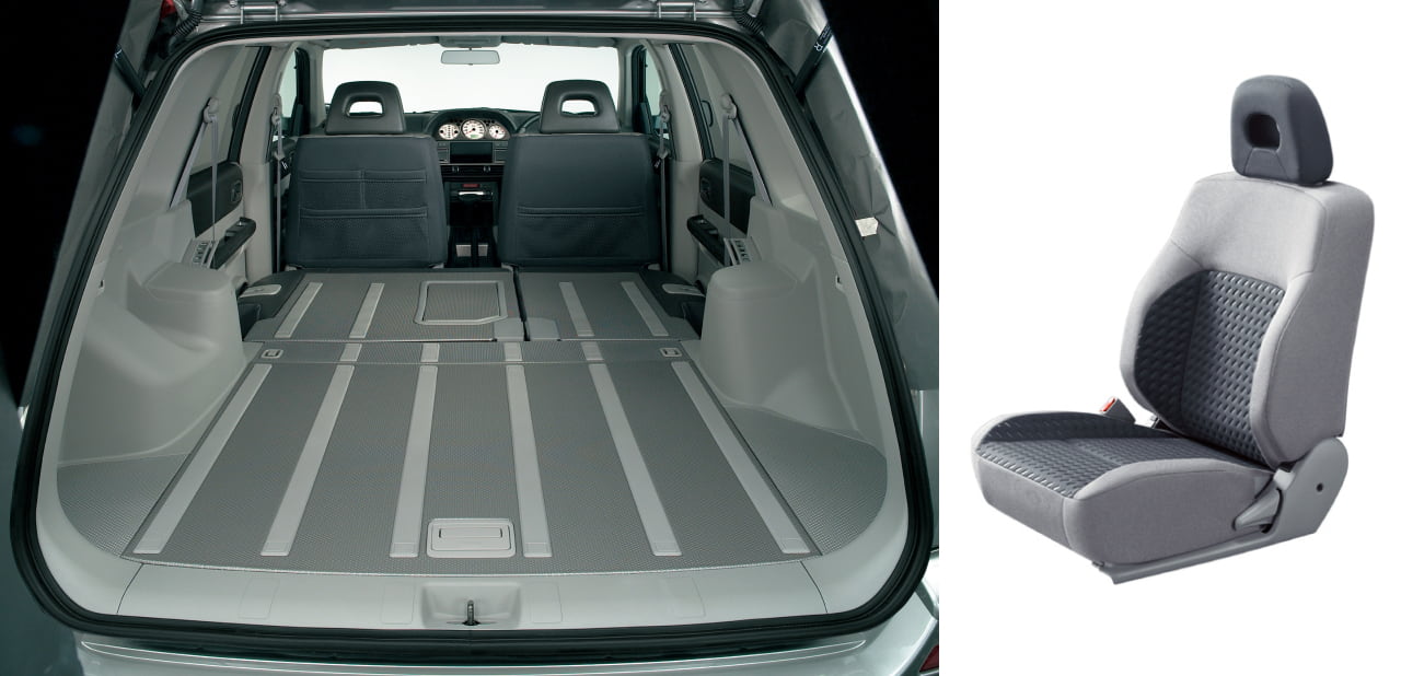 First-generation X-Trail interior