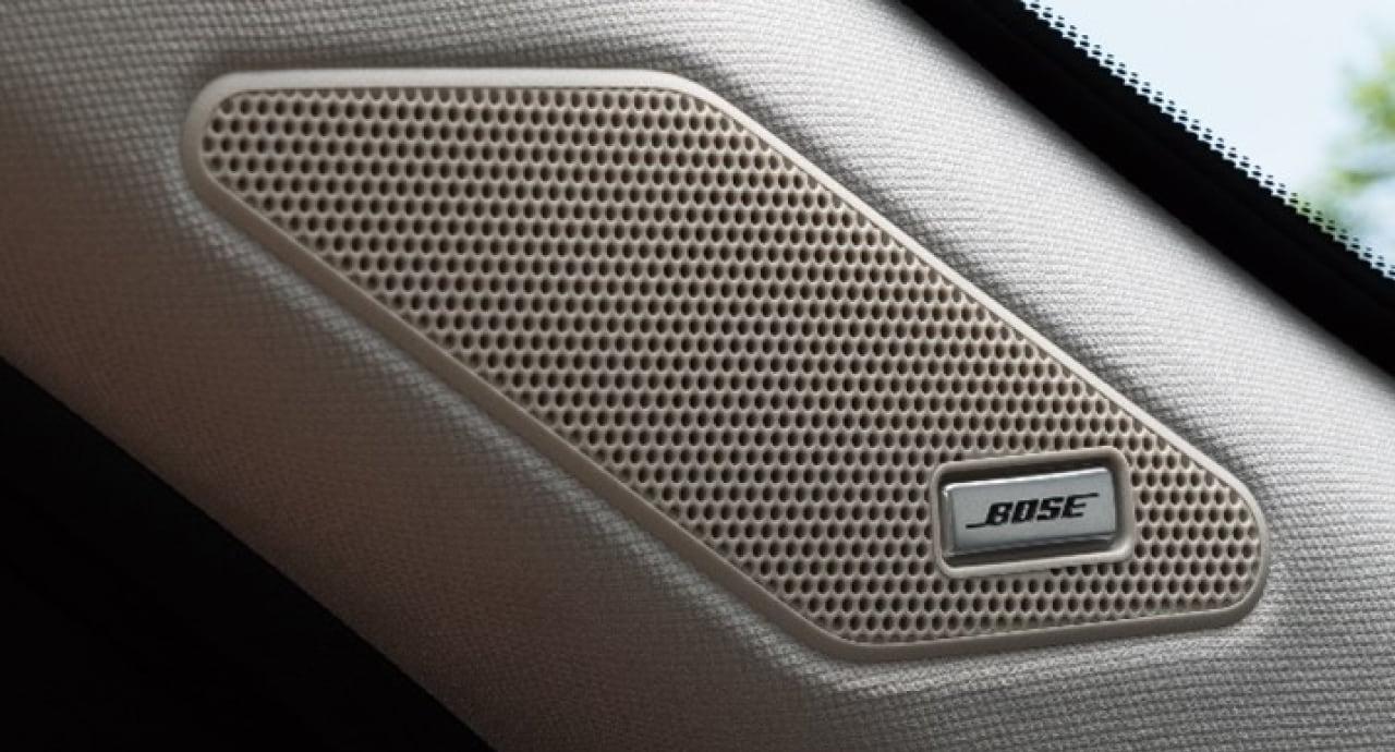BOSE Premium Sound System